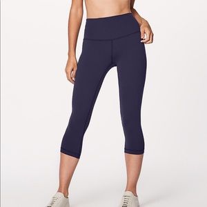 Lululemon Align crop size 6